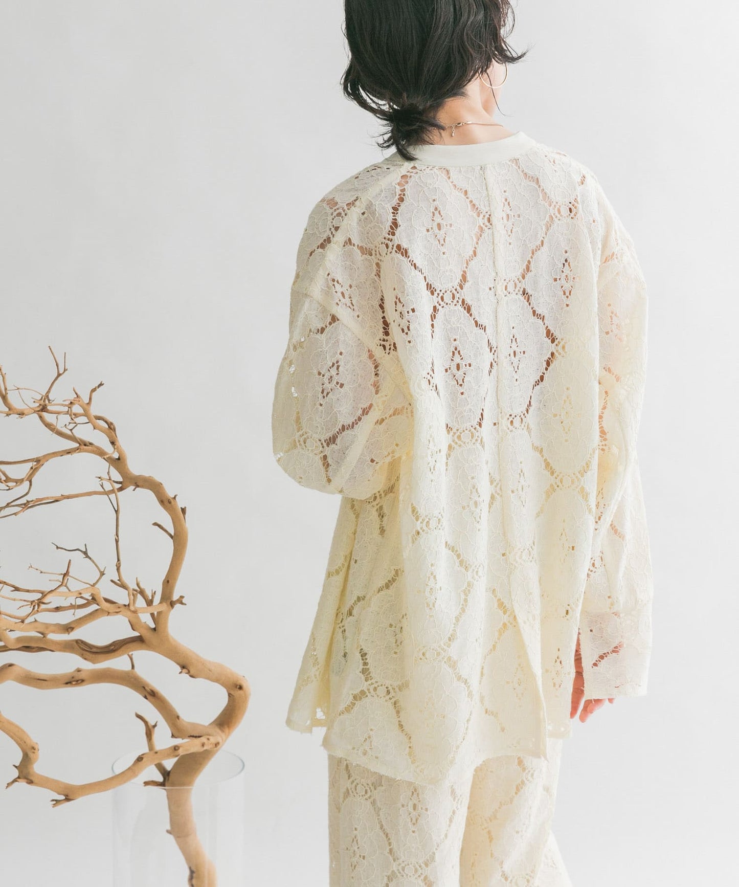 98647256