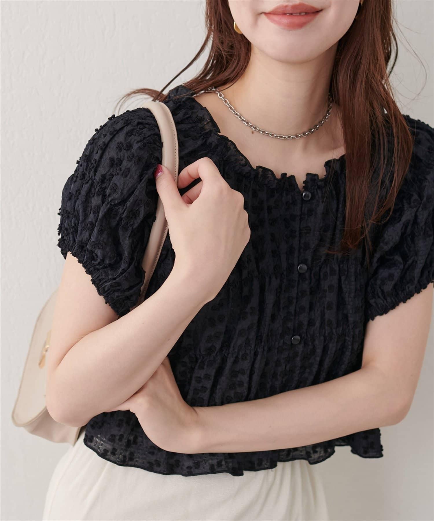 172602432