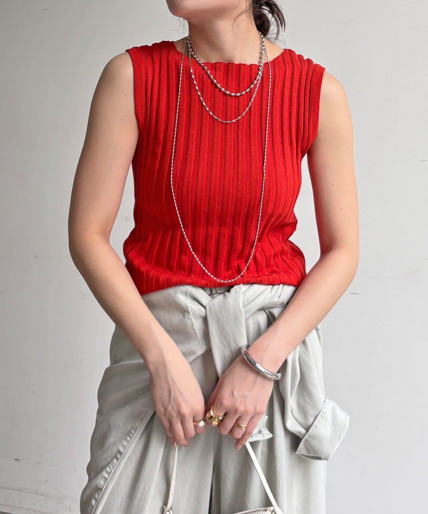 286574845