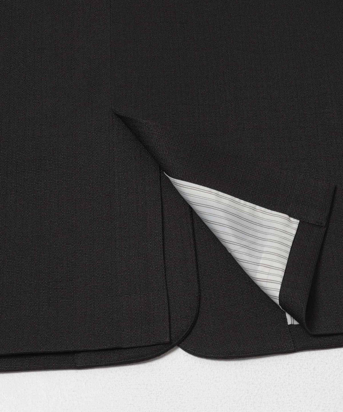 172630388