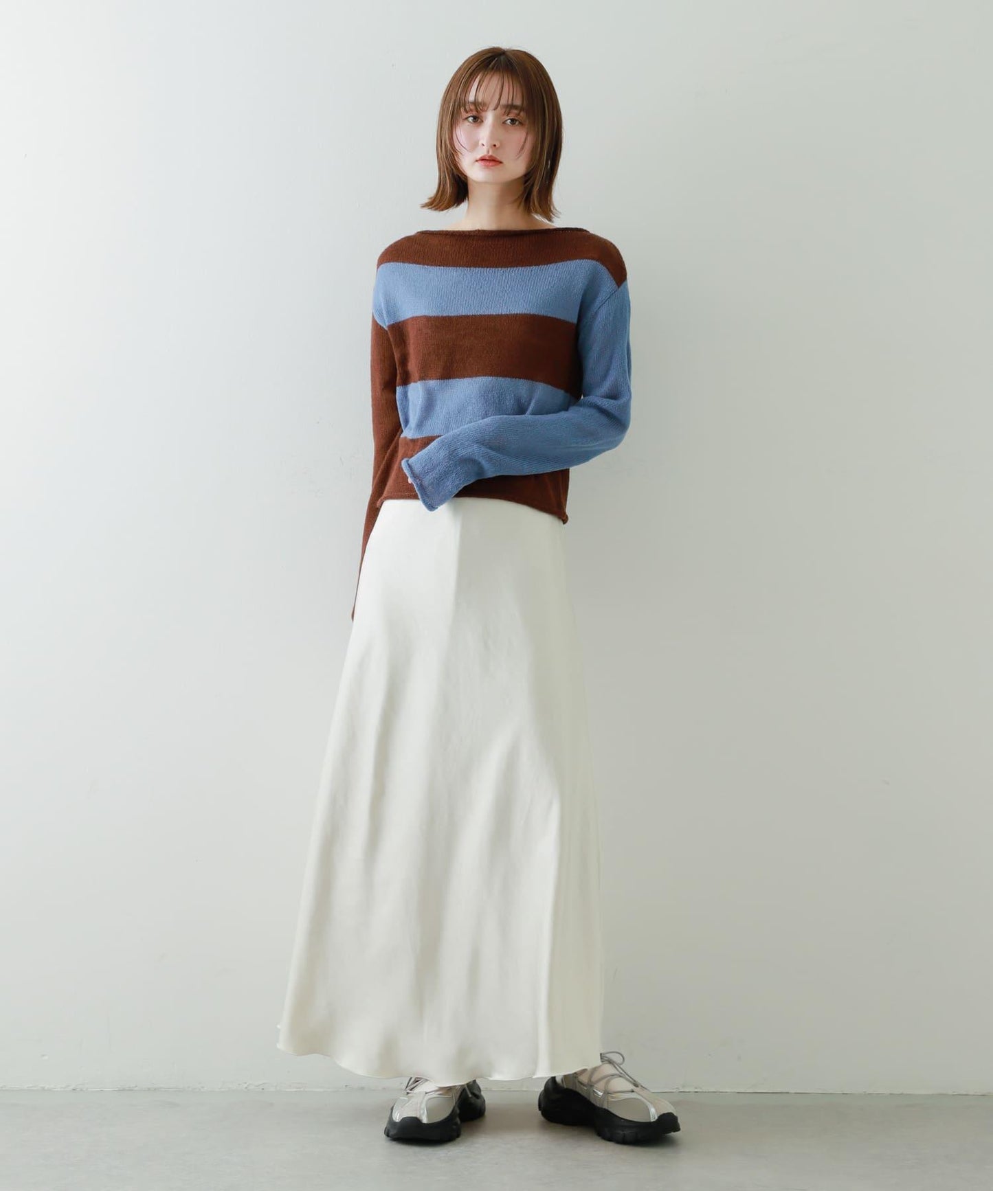 166042310