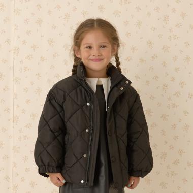 162891944
