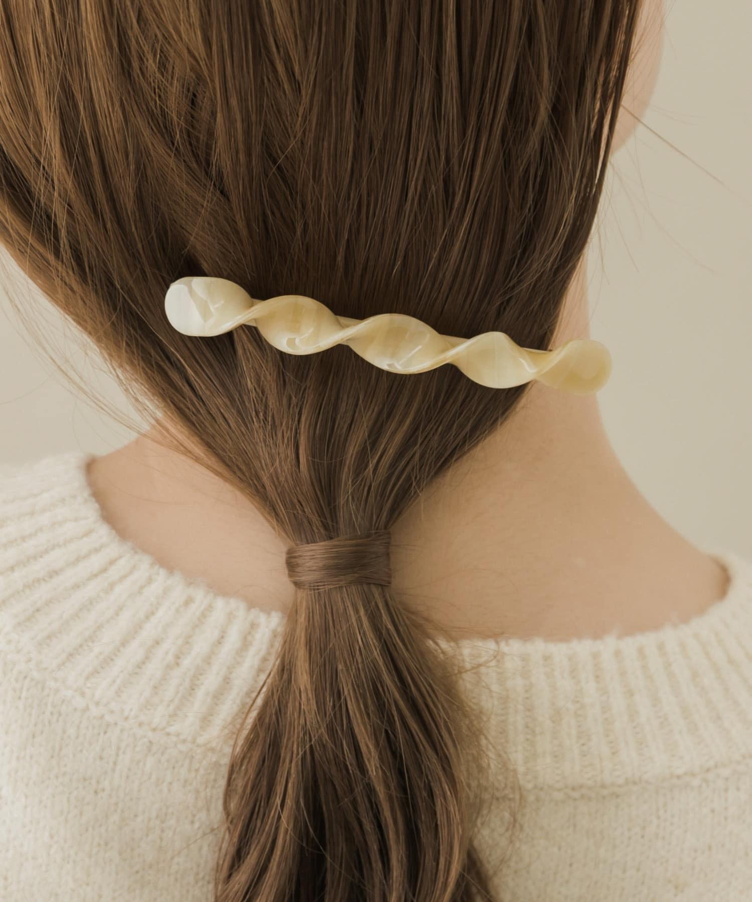 166087888