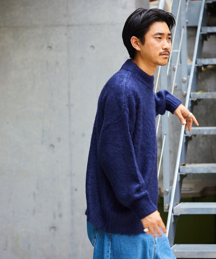 92358359