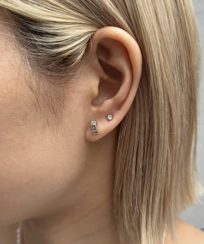 161686263