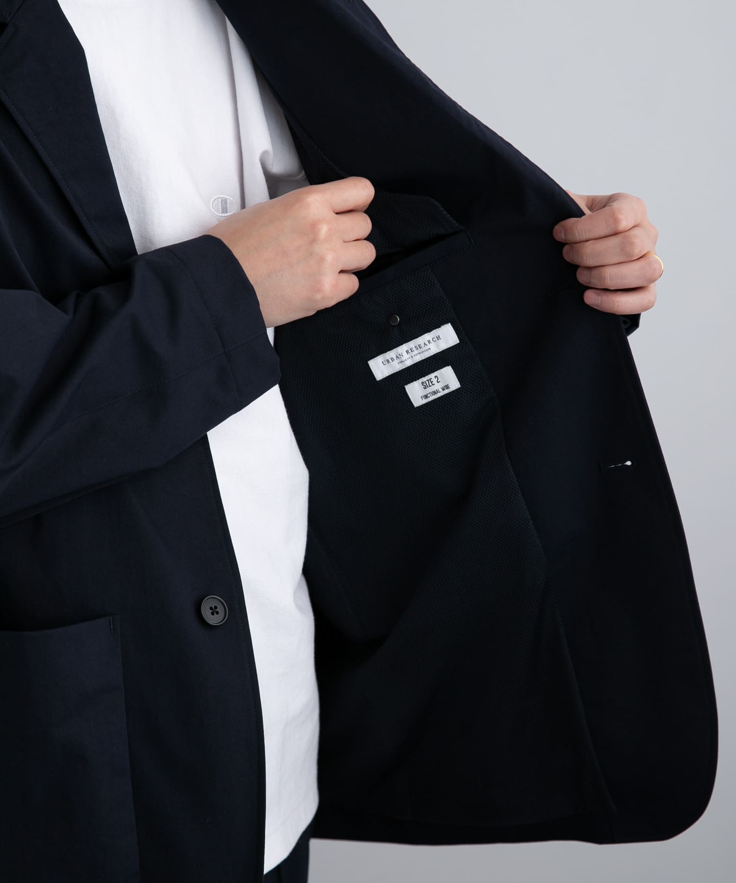 116934569