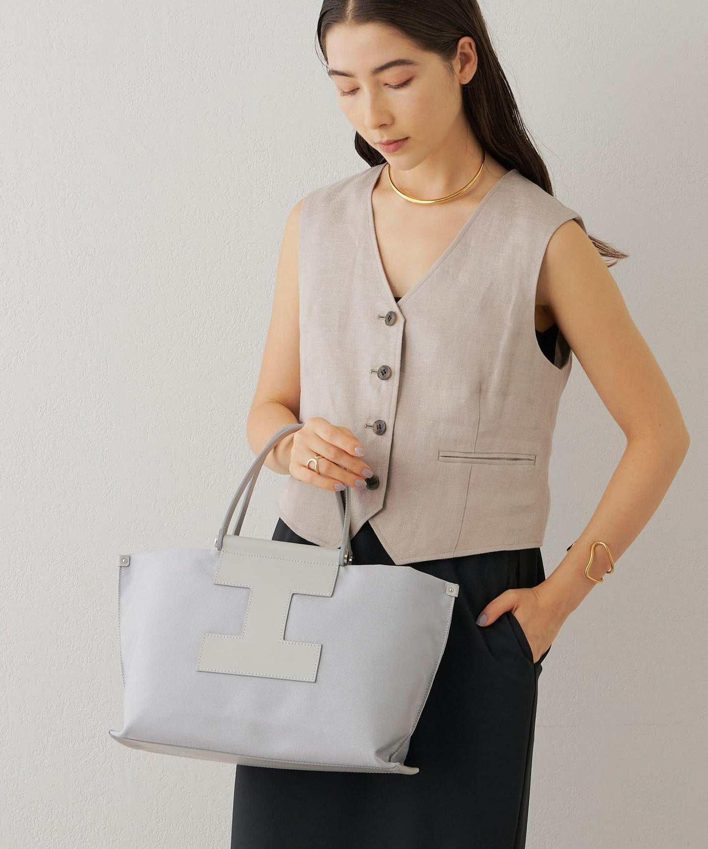 44644100