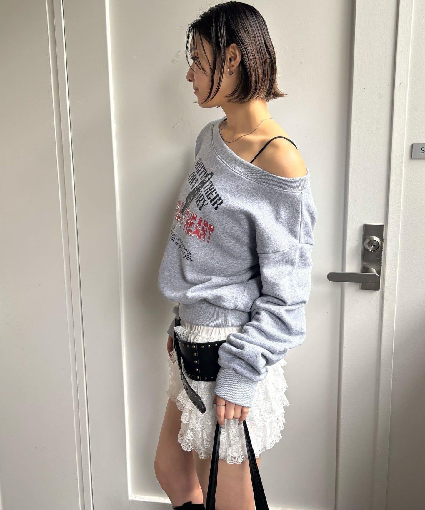 171128813