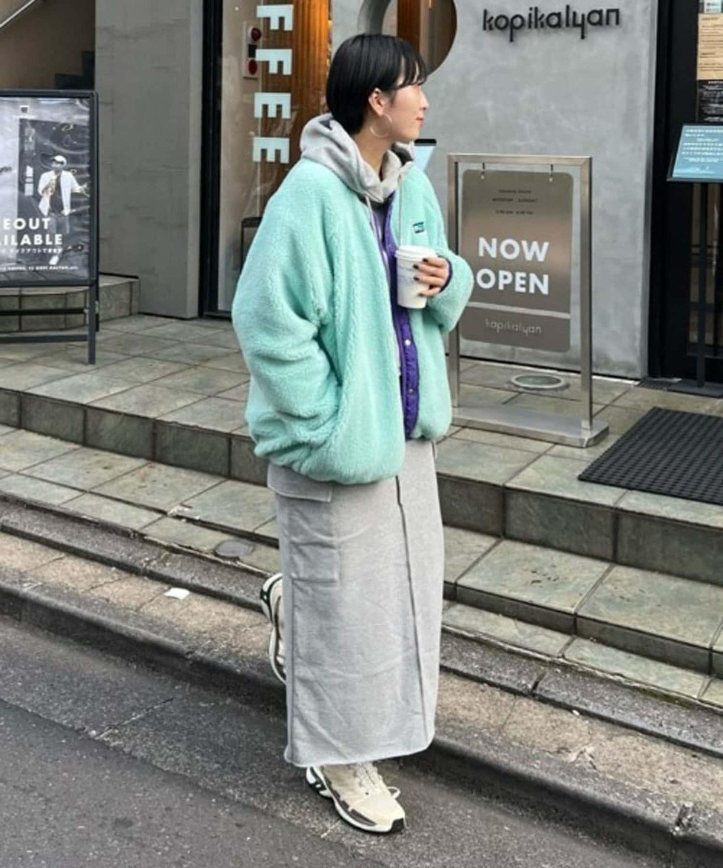 140243799