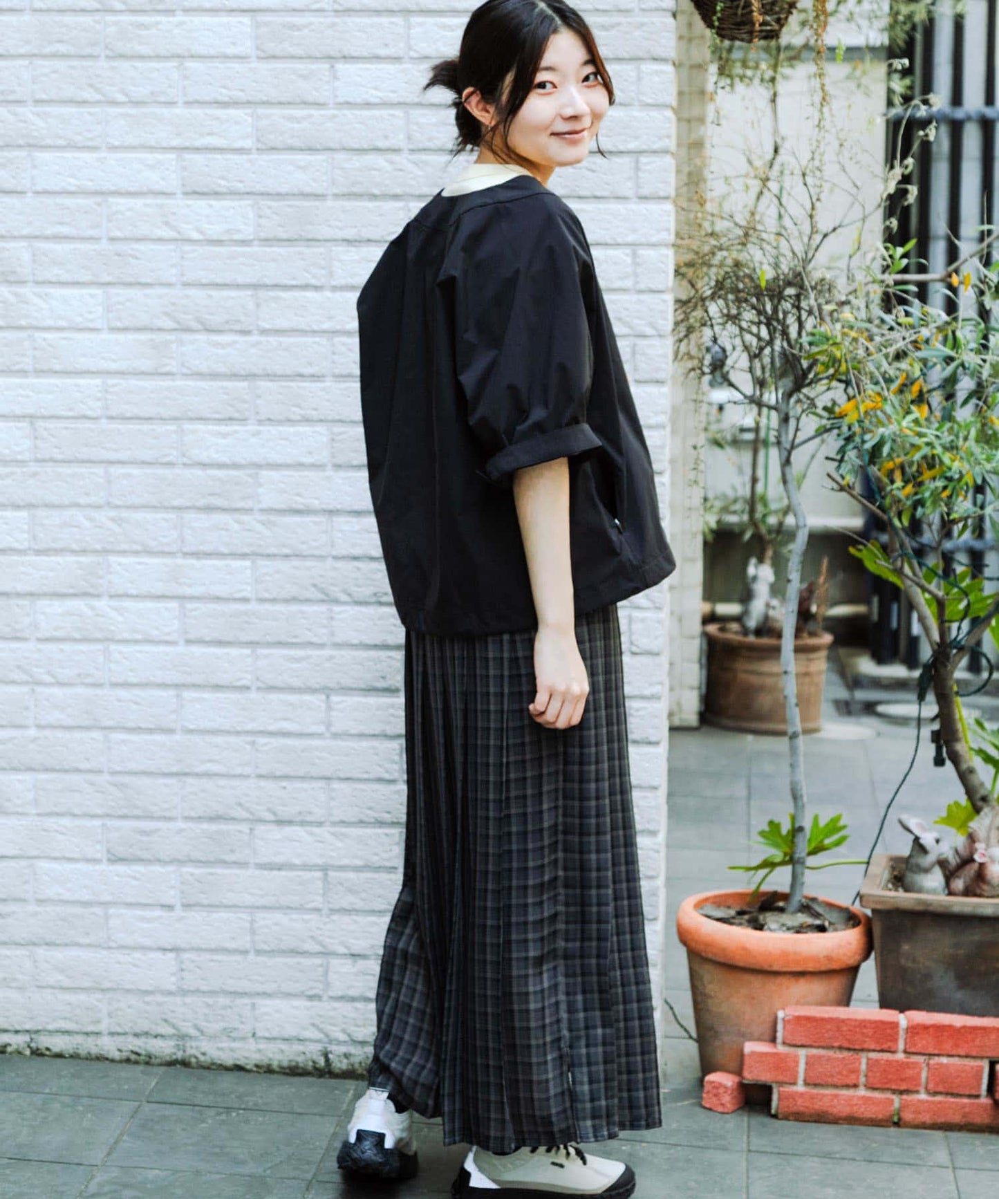 171112186
