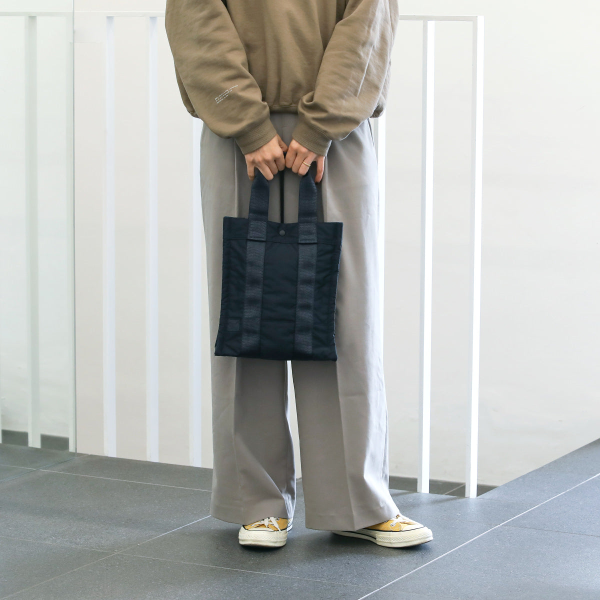 MASTER NAVY TOTE BAG (S)