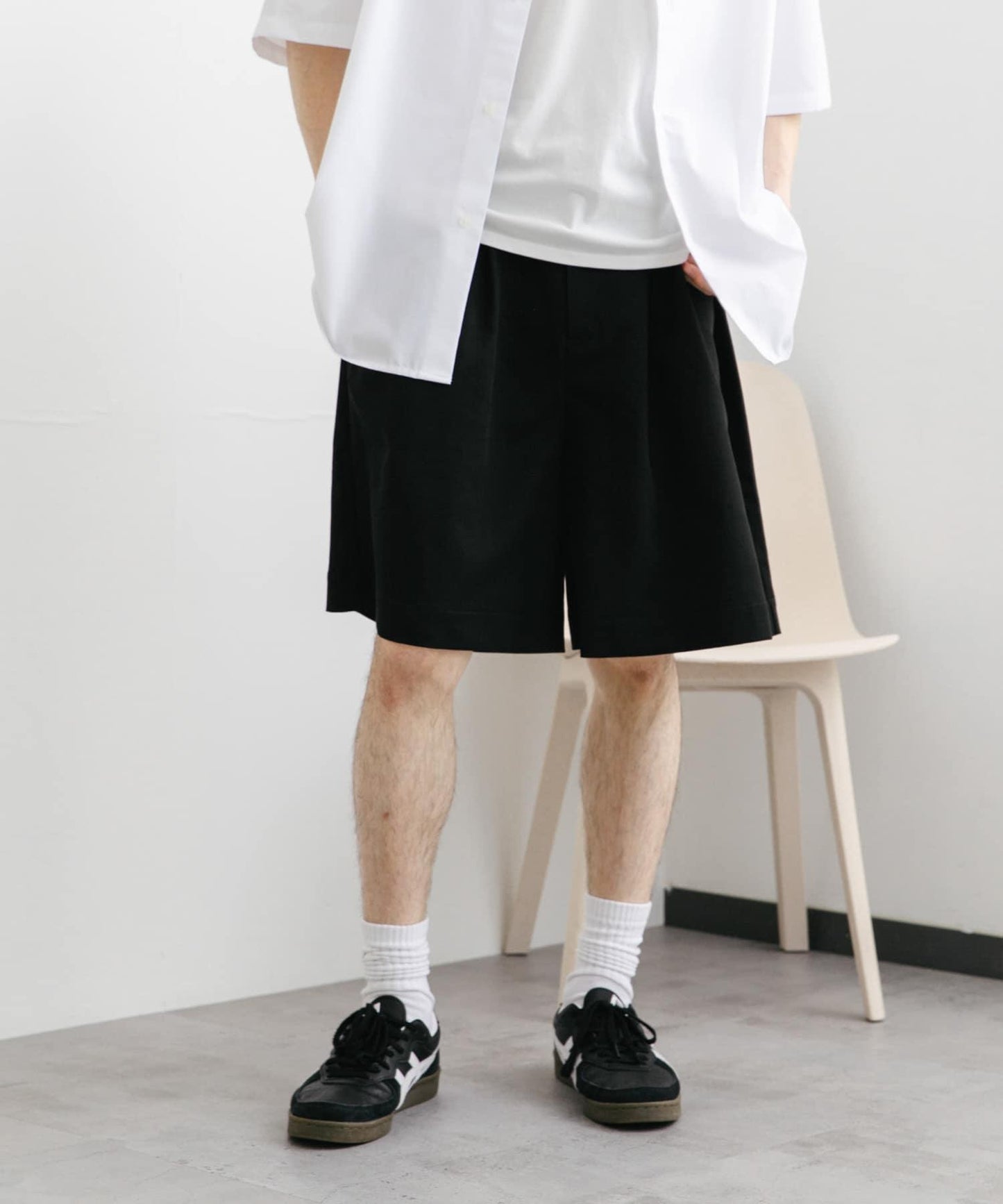 166075244