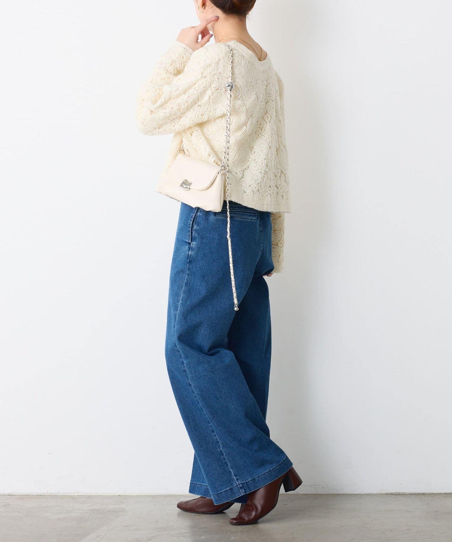 144983910