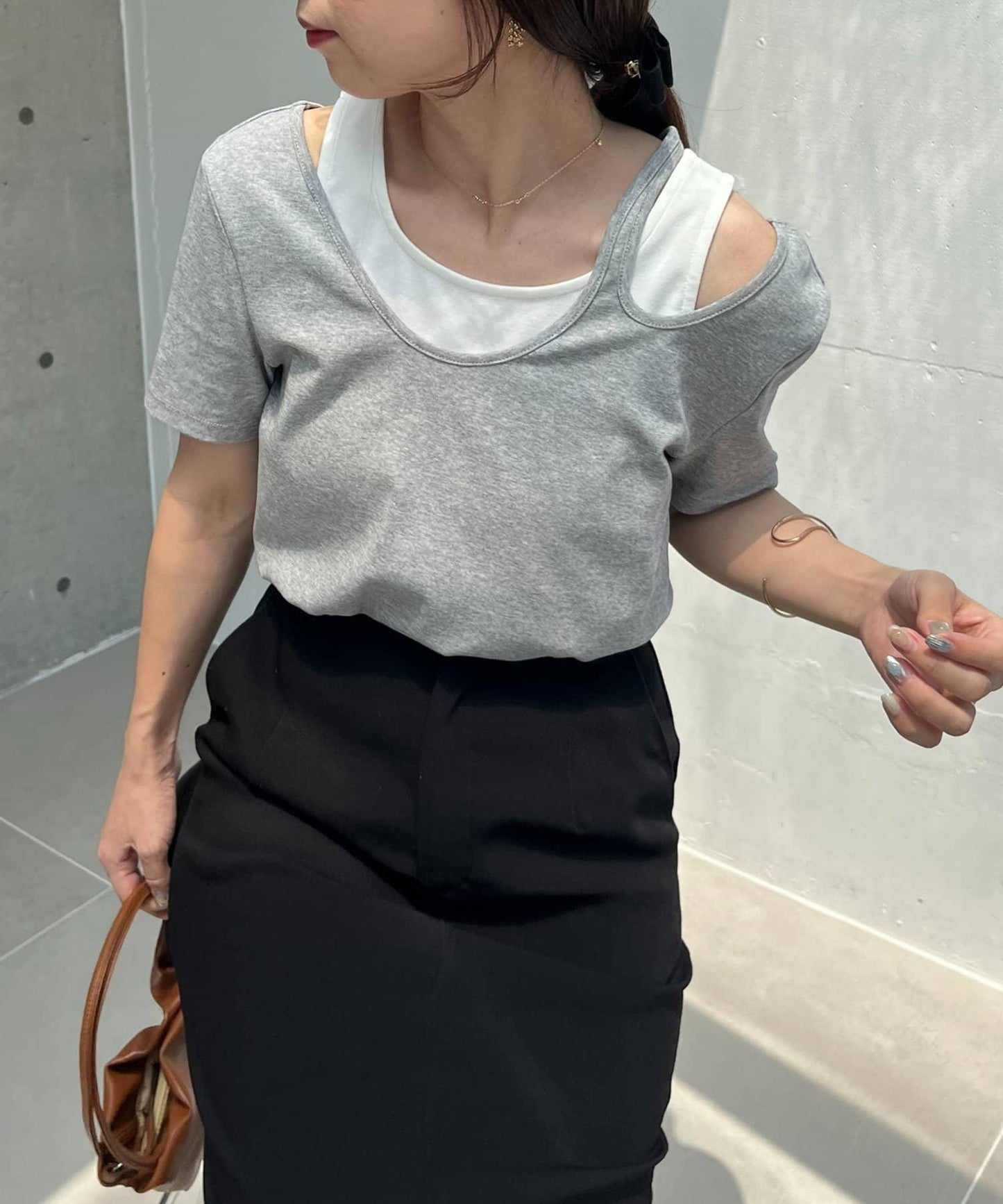 169042110