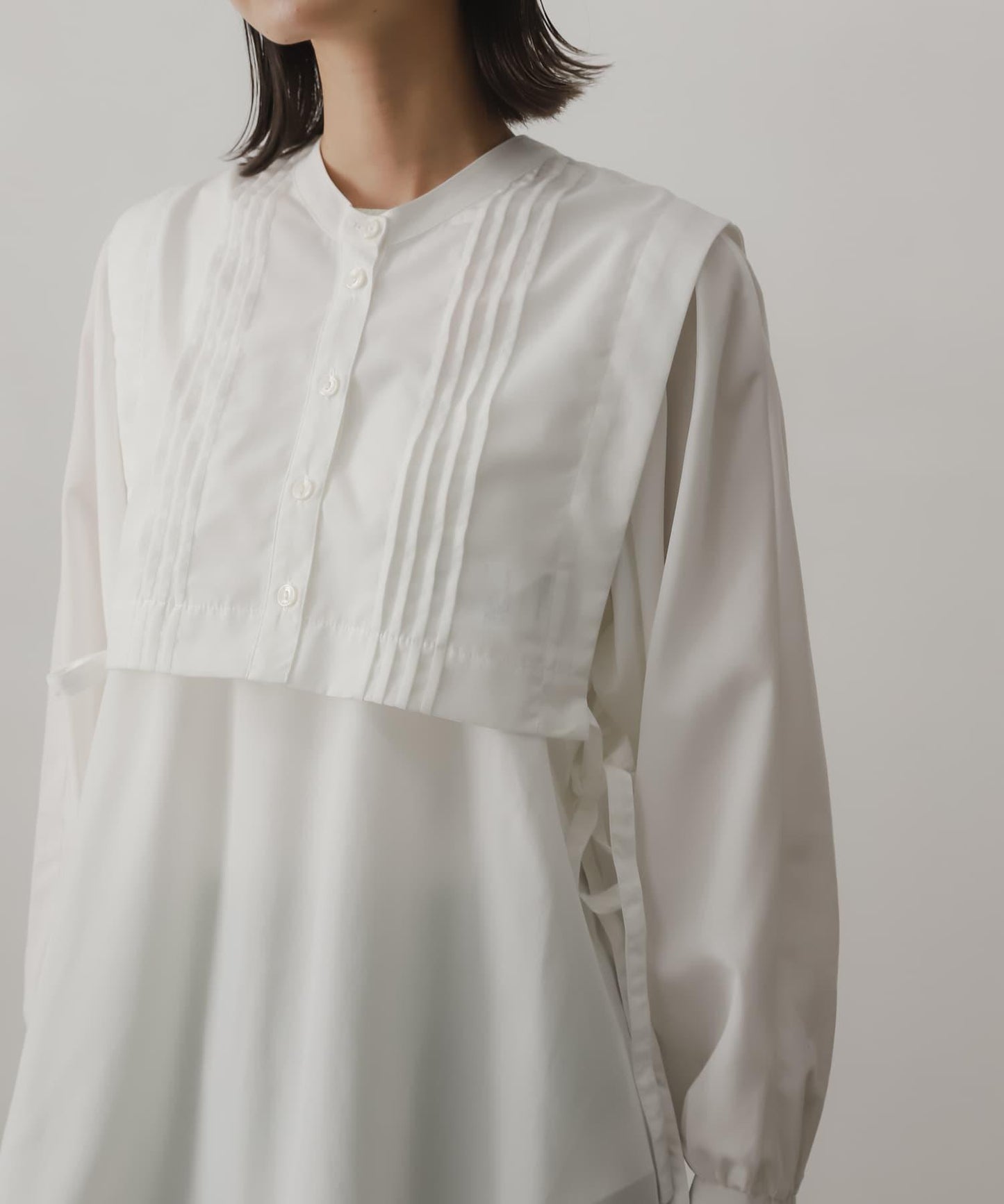166064130