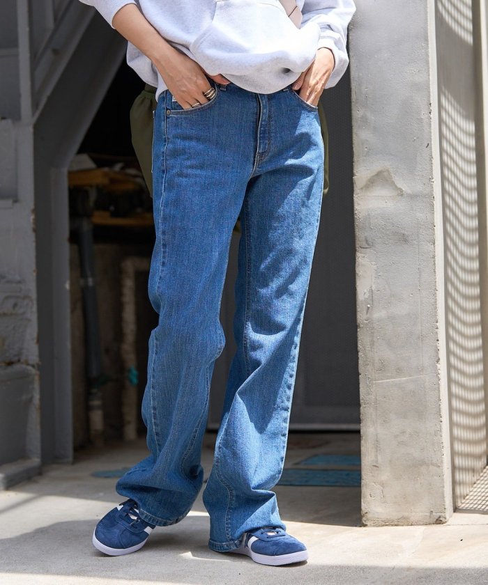 聯名LISA FLARE DENIM