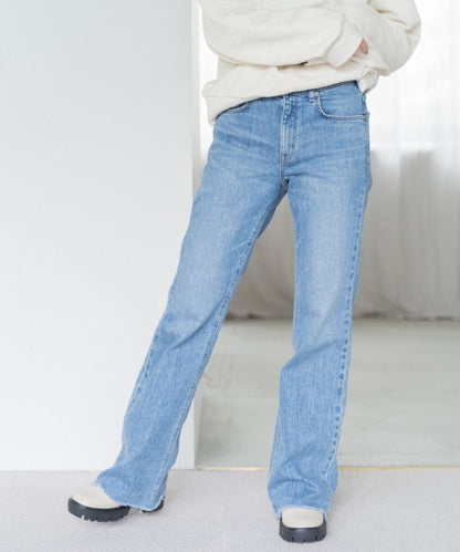 聯名LISA FLARE DENIM