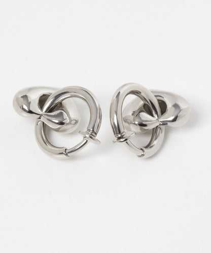113135136