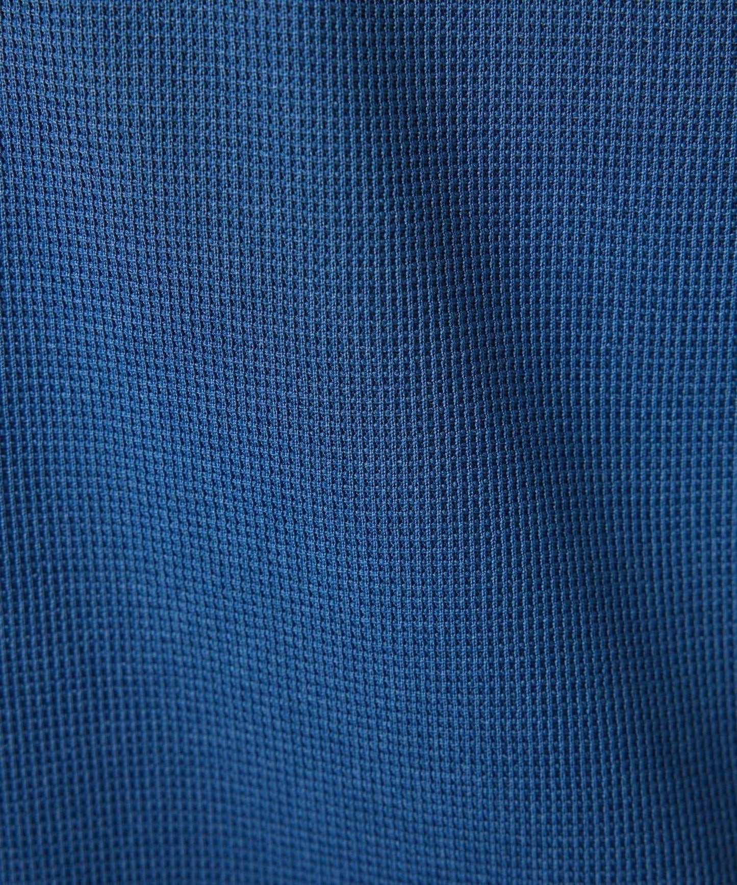156773909