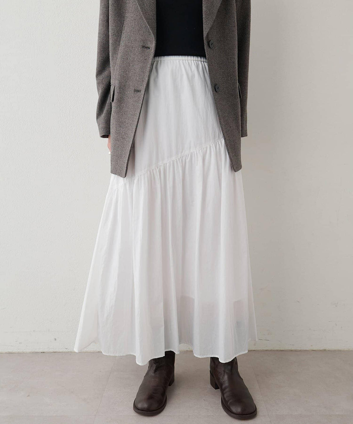 173547230
