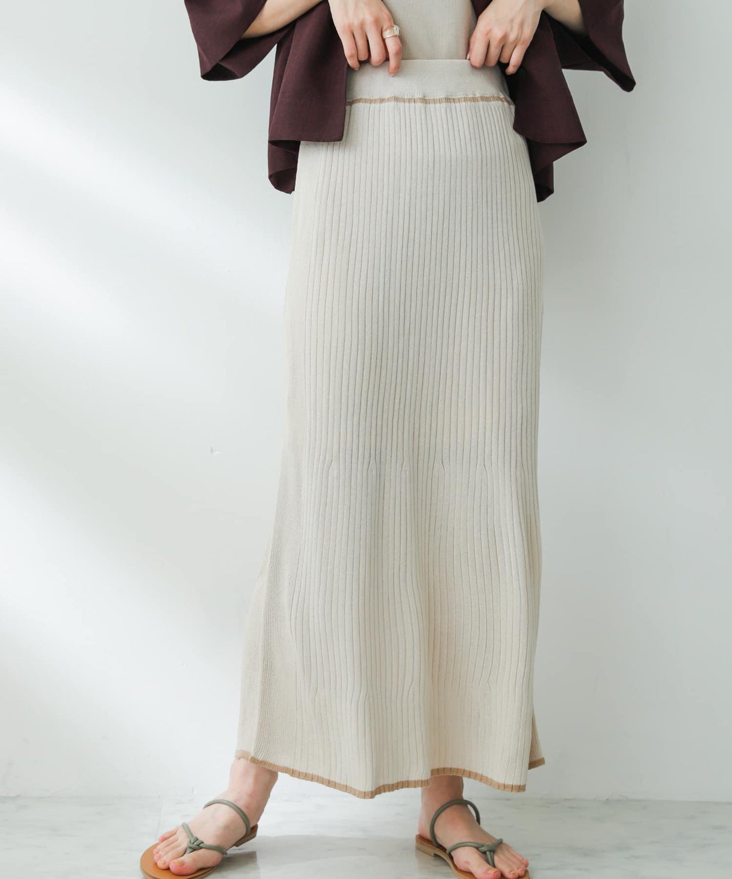 269435445
