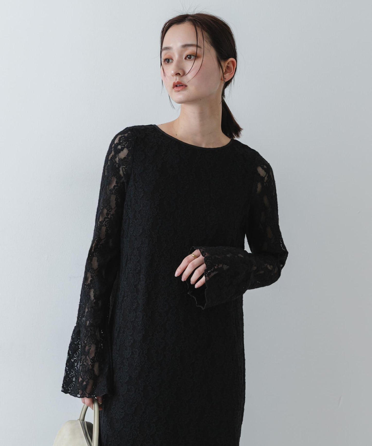 286144418
