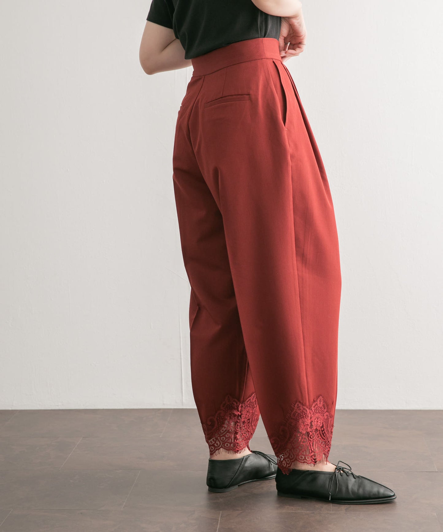 127255116
