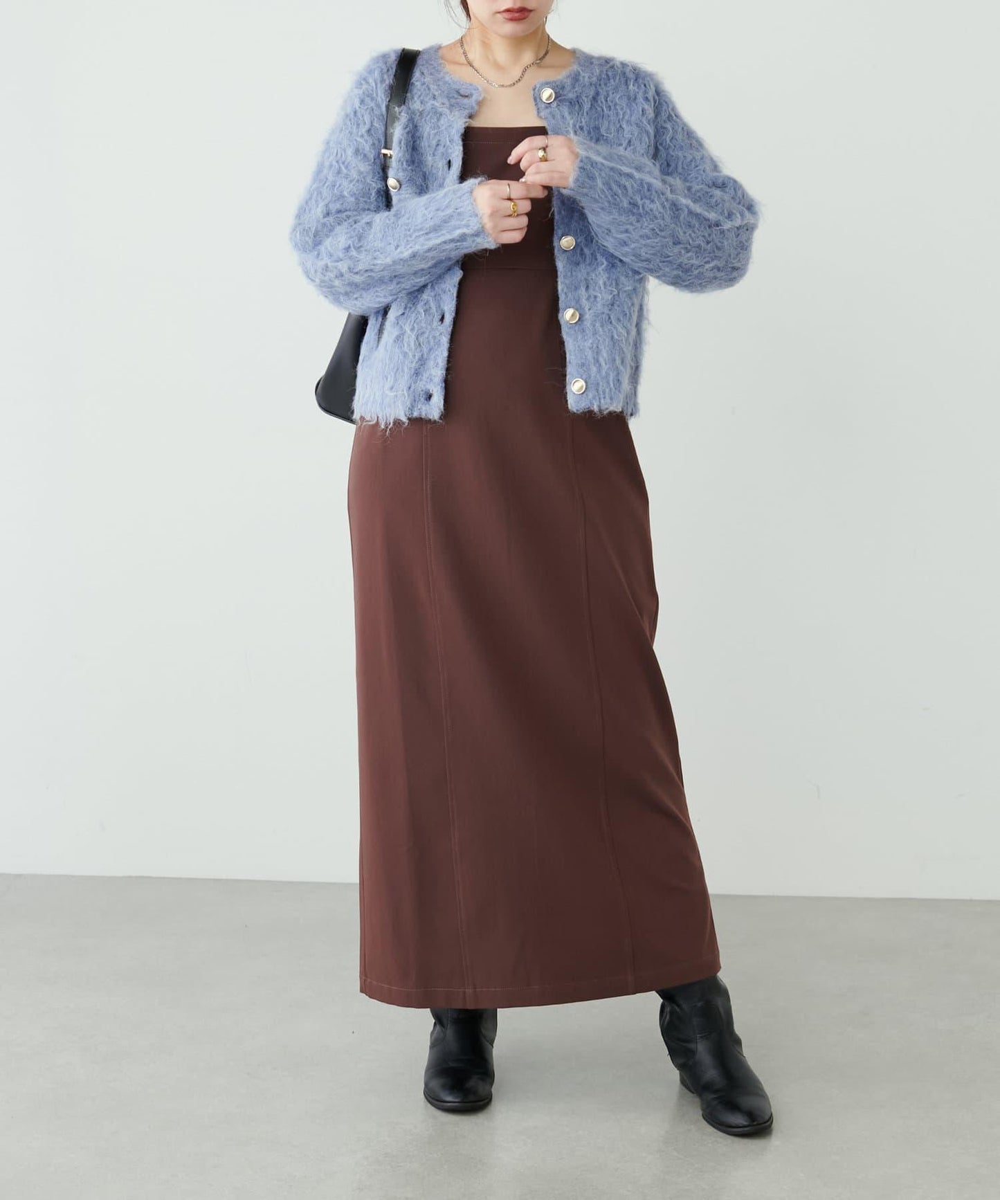 143890102