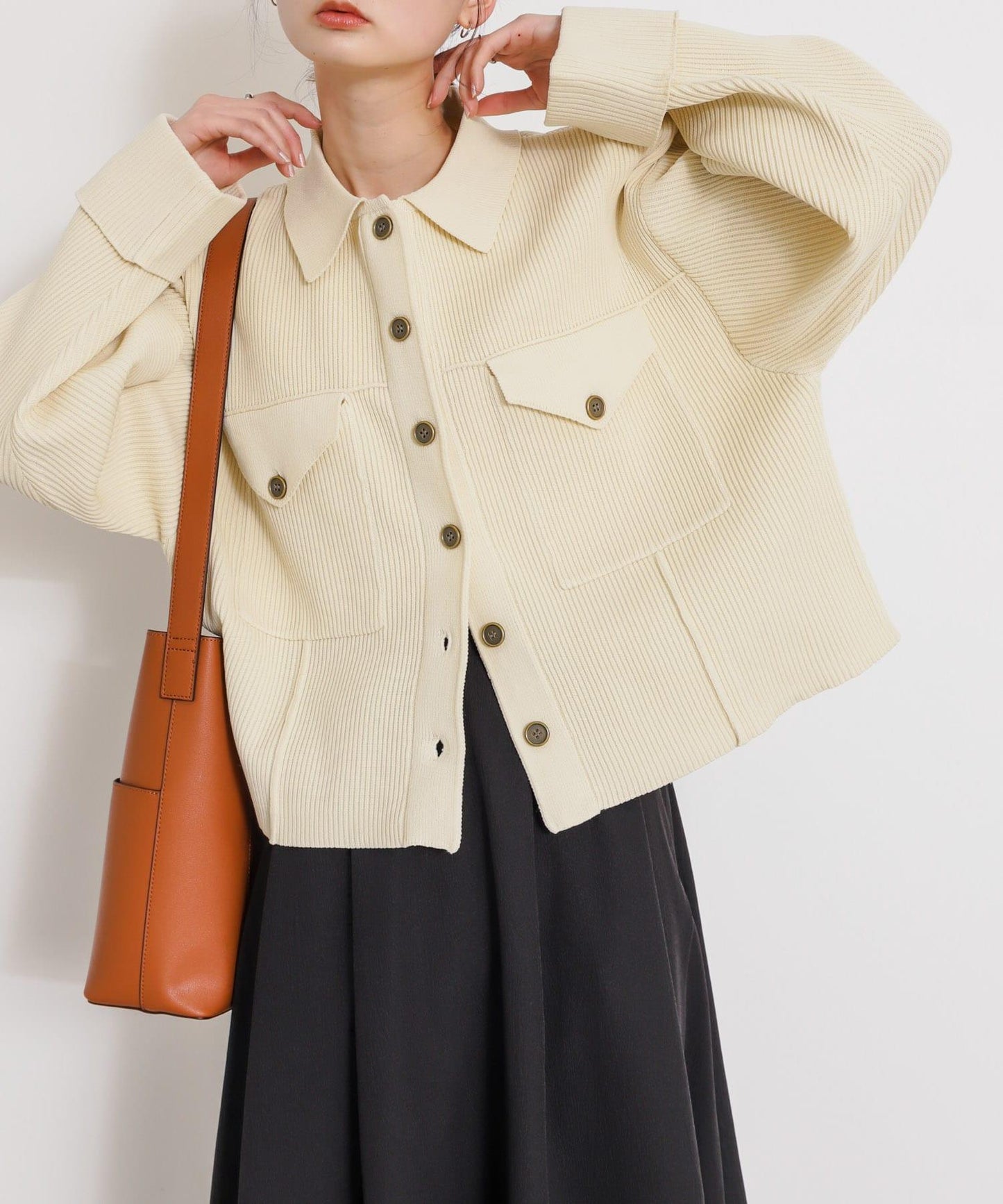 162174903
