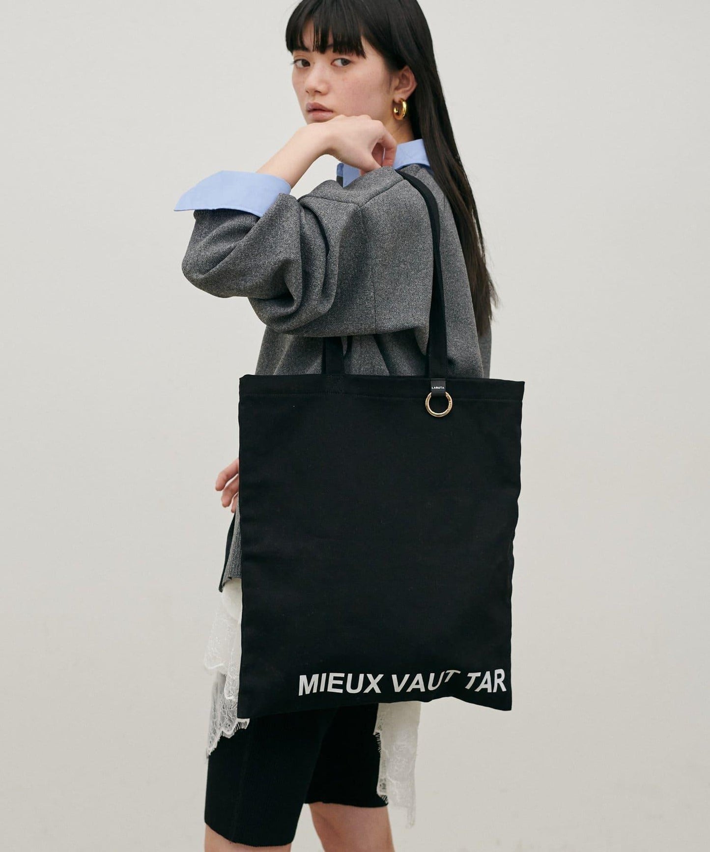 169163165