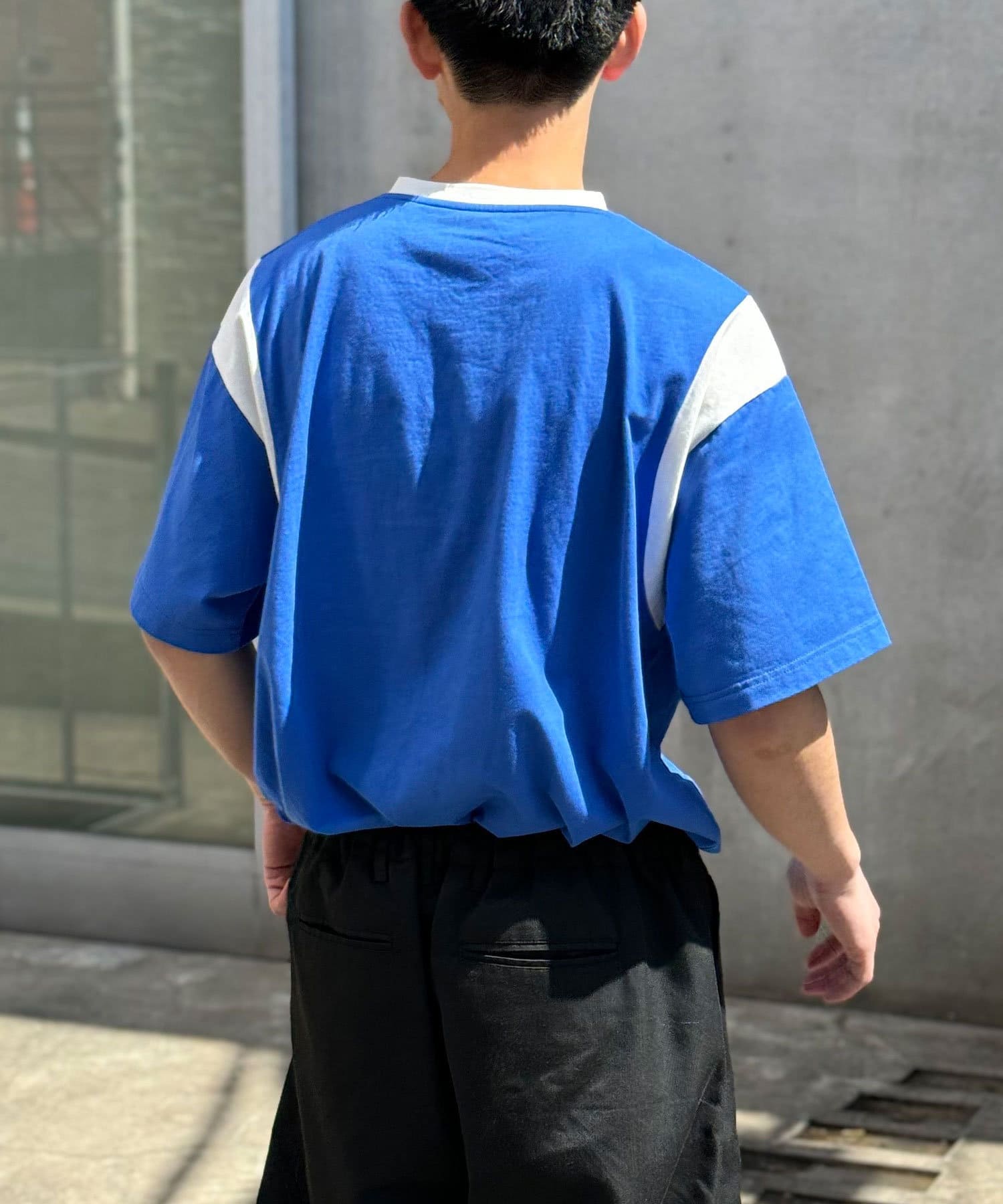 121663217