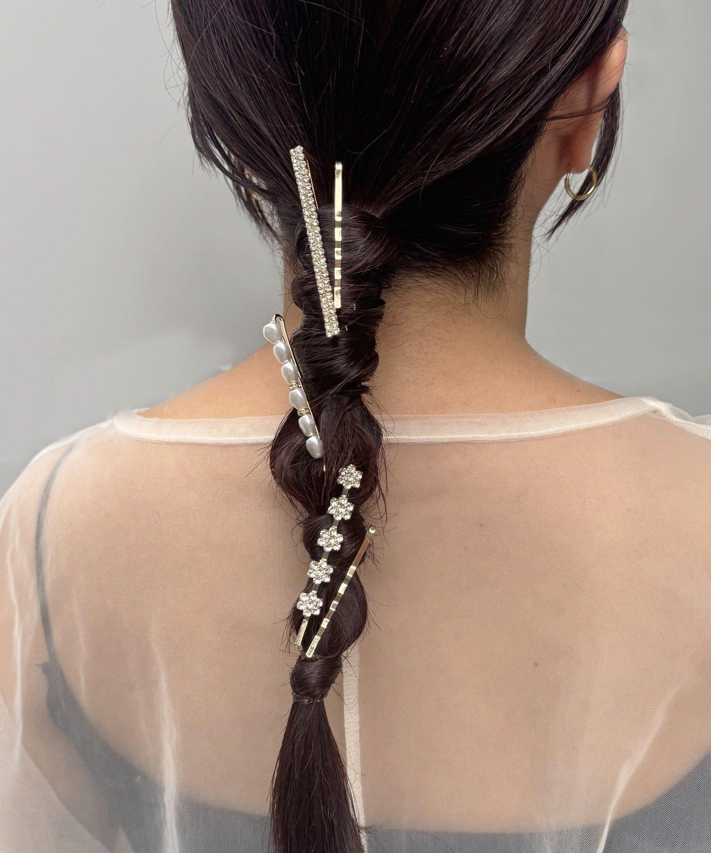 169863107