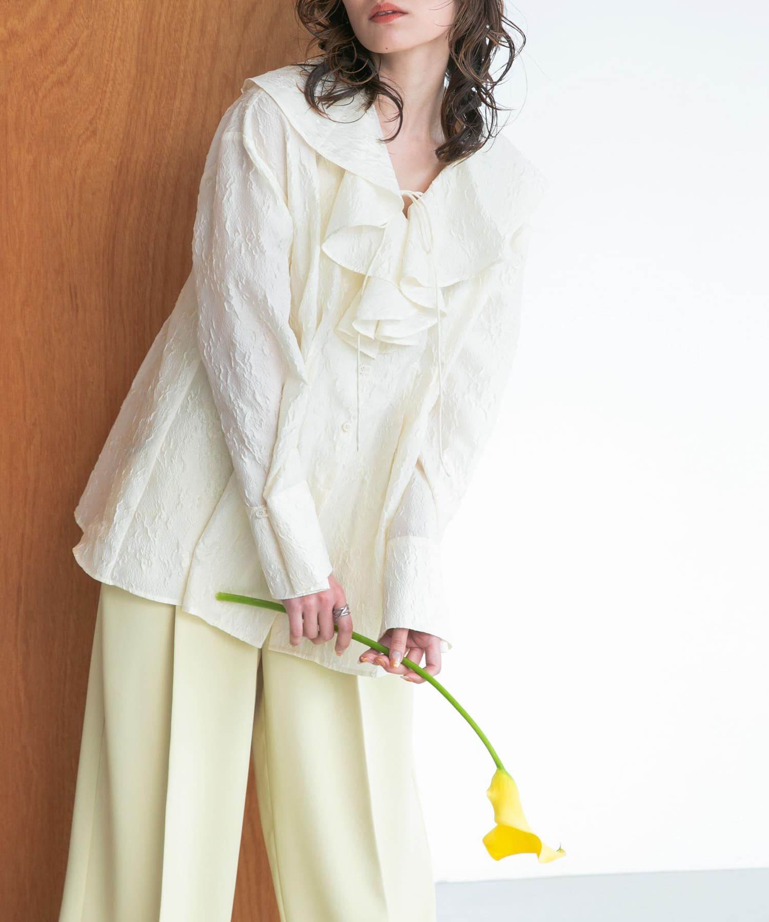 149111870