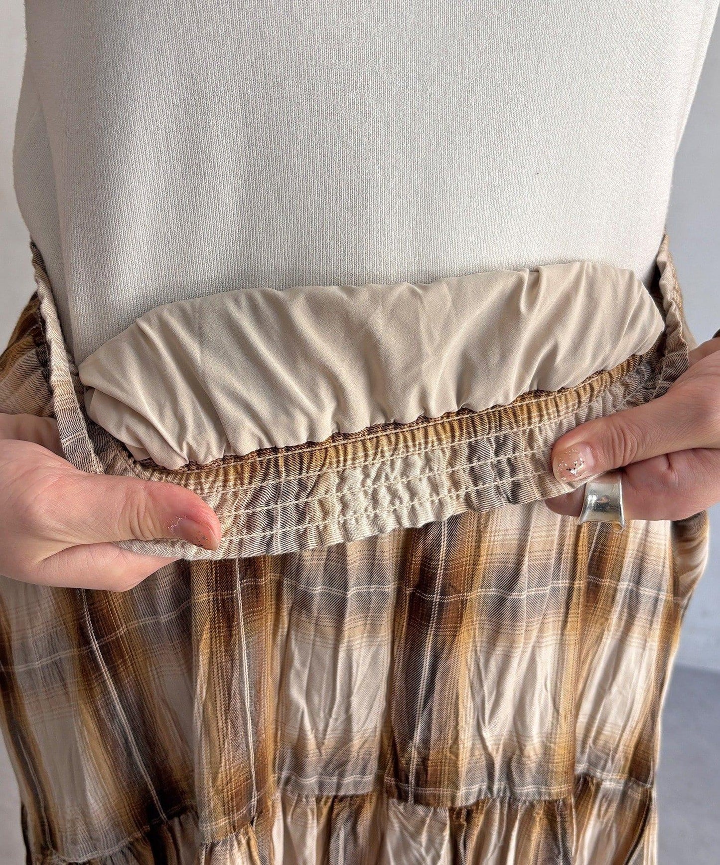 172957290