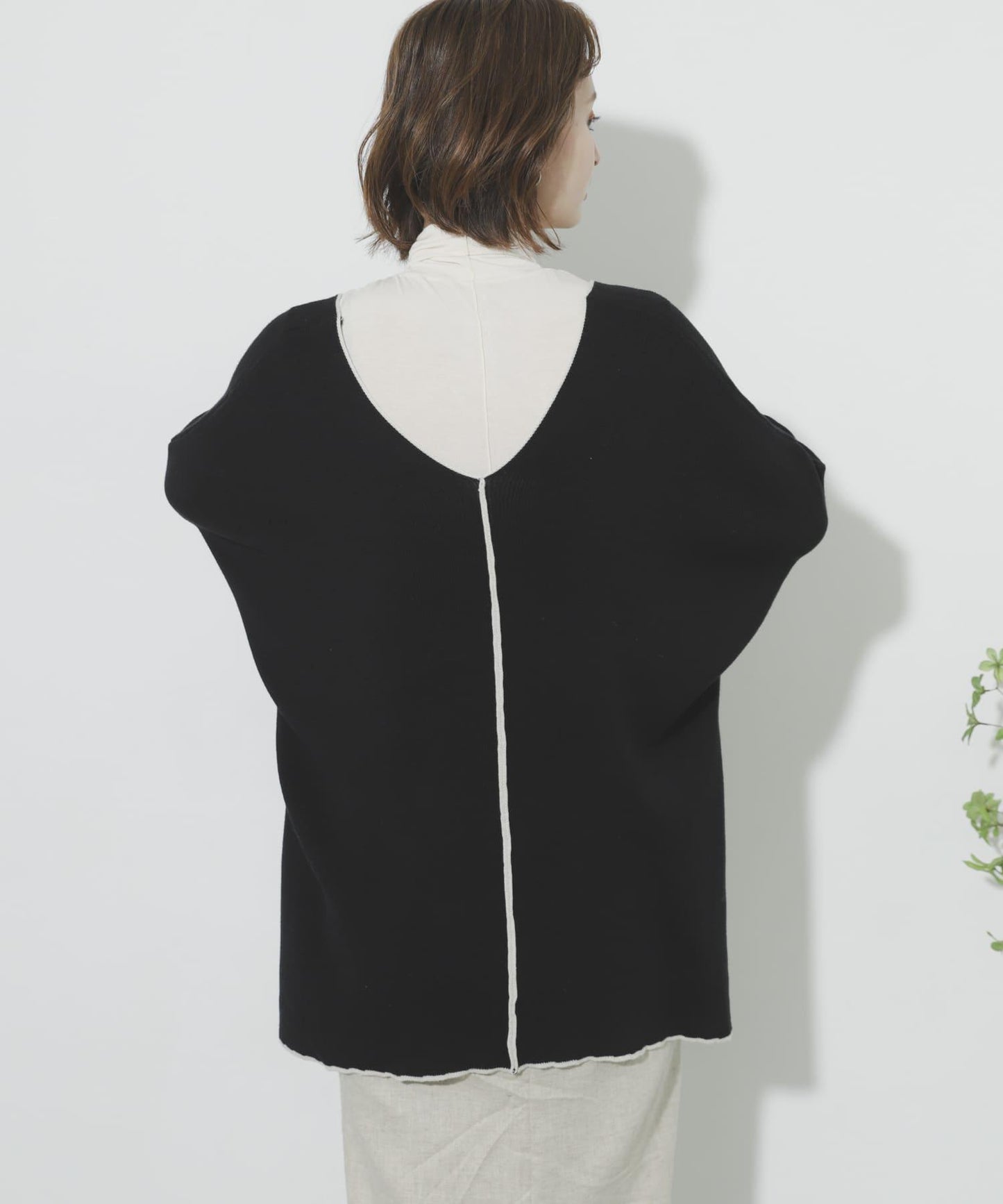 162180830