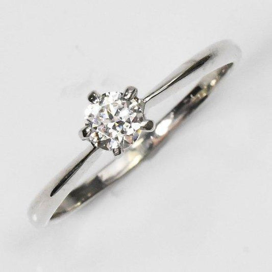 婚約指輪 プラチナ・ダイヤモンド0.15ct（SIクラス・鑑別書カード付）桜一粒リング プロポーズリング エンゲージリング (SFB-SIKAN-KS300-015)