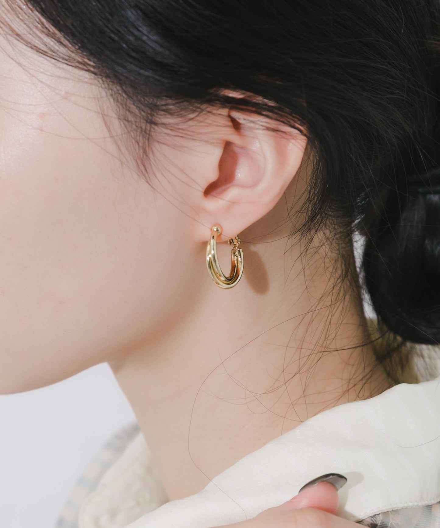 282332095