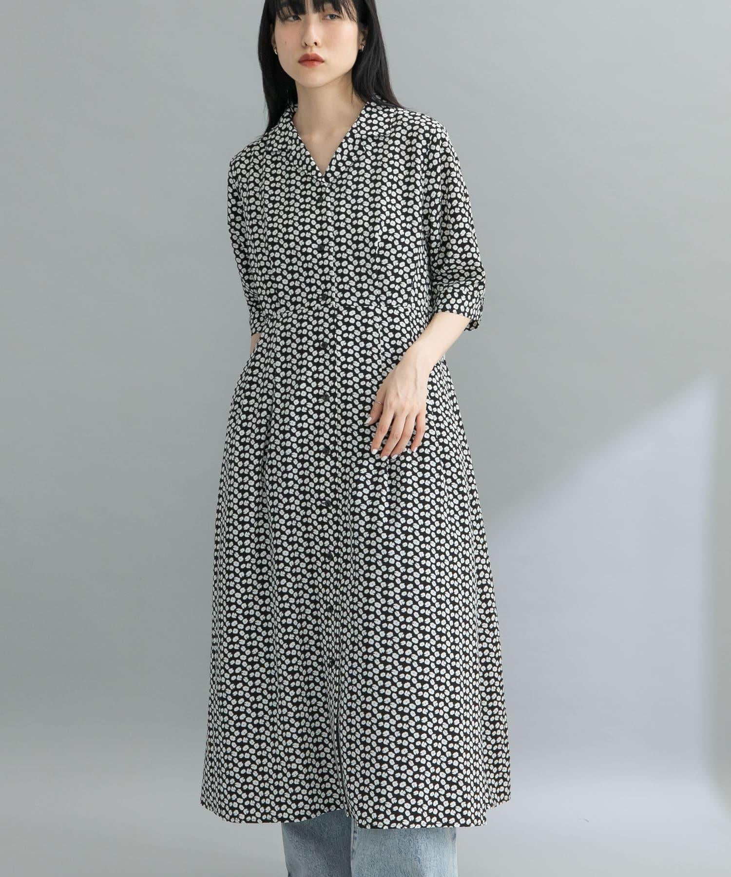 163078999
