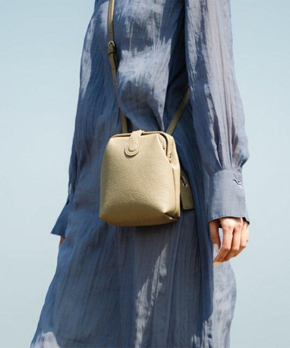 154306808