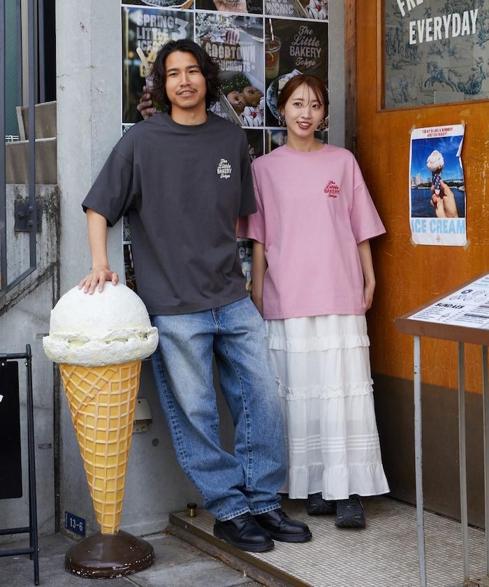 157579323
