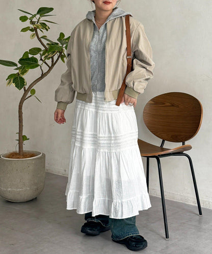 285478009