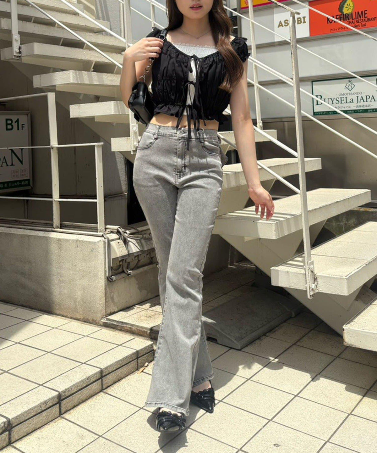 172072360