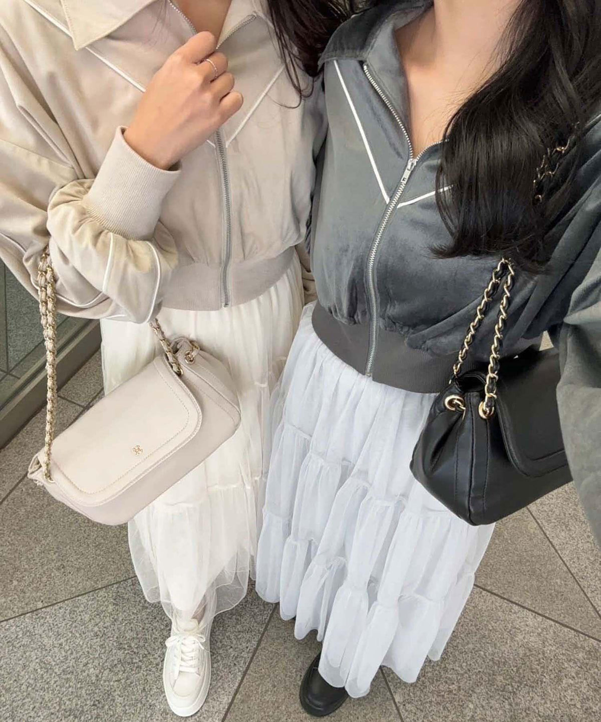 172102158