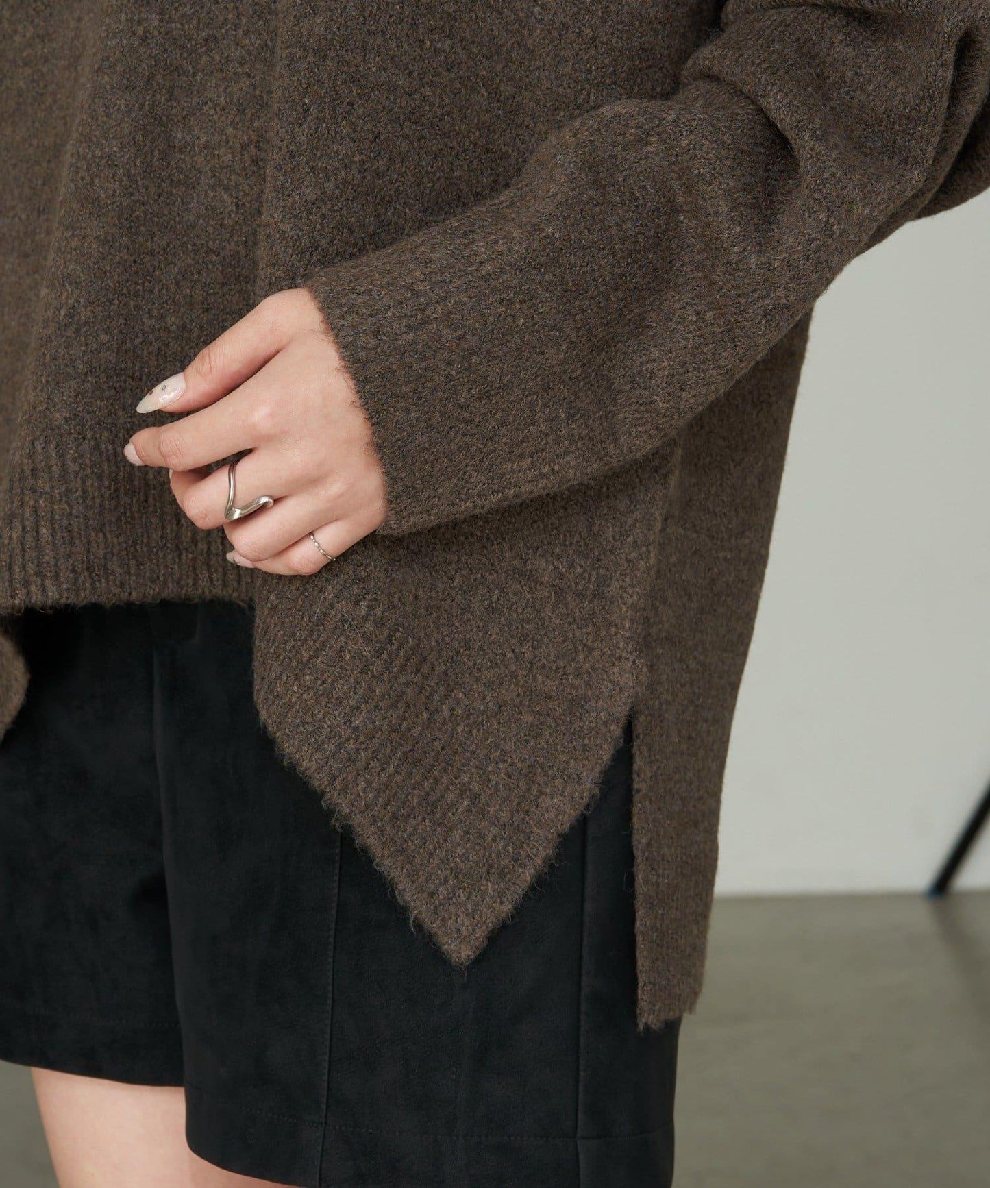 165856095