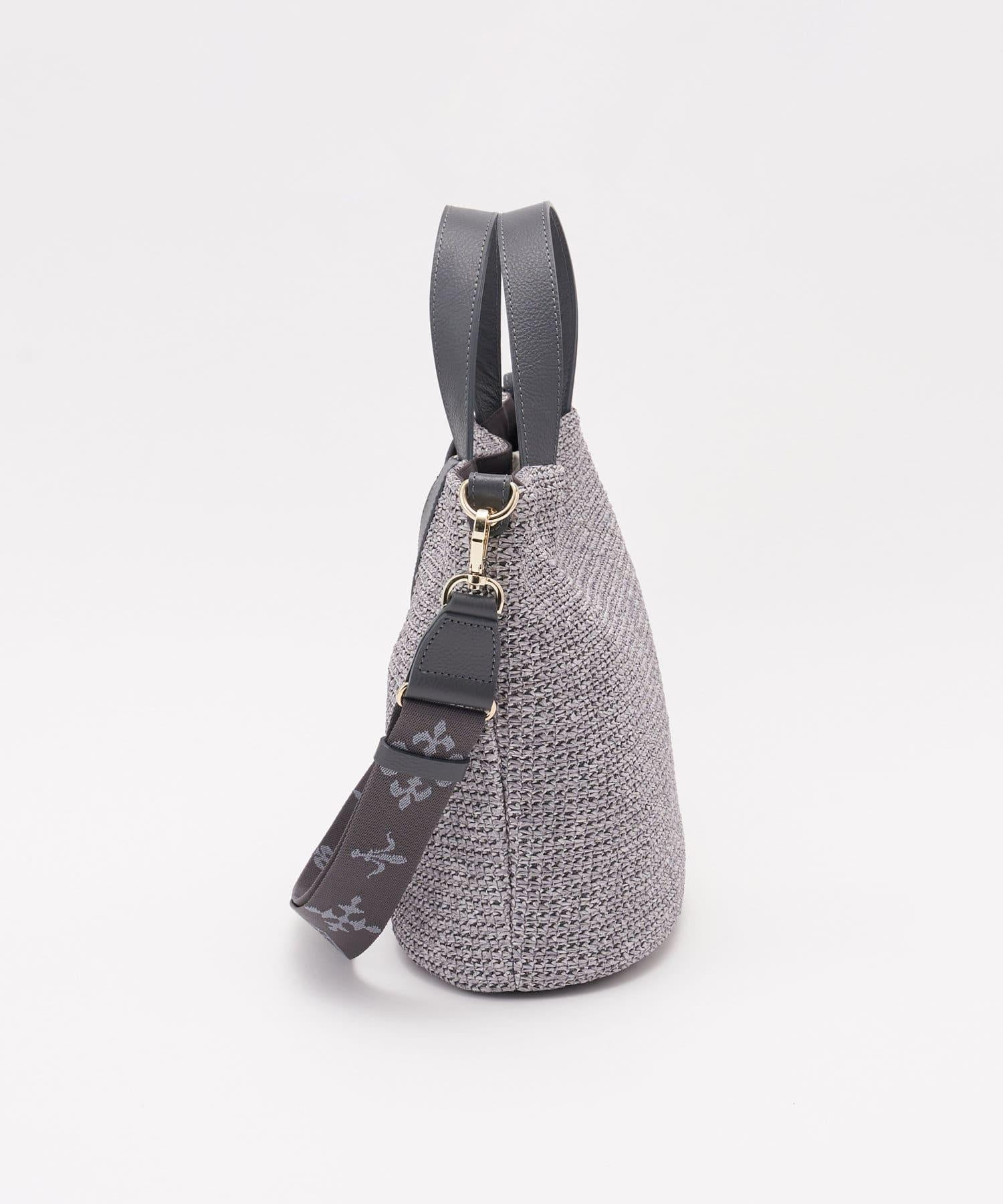157611683
