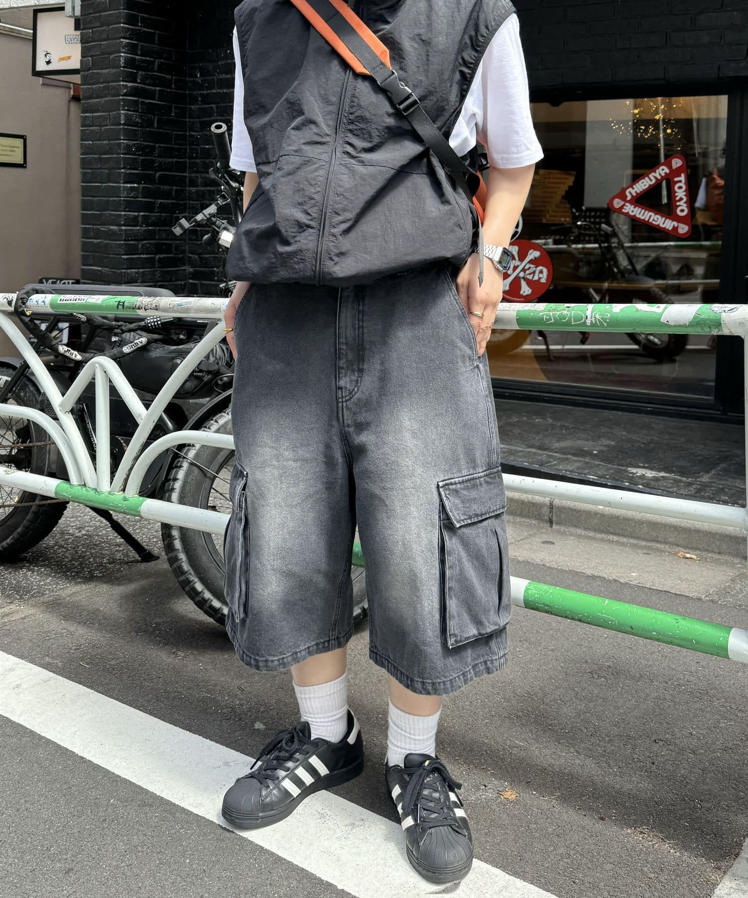 156062892