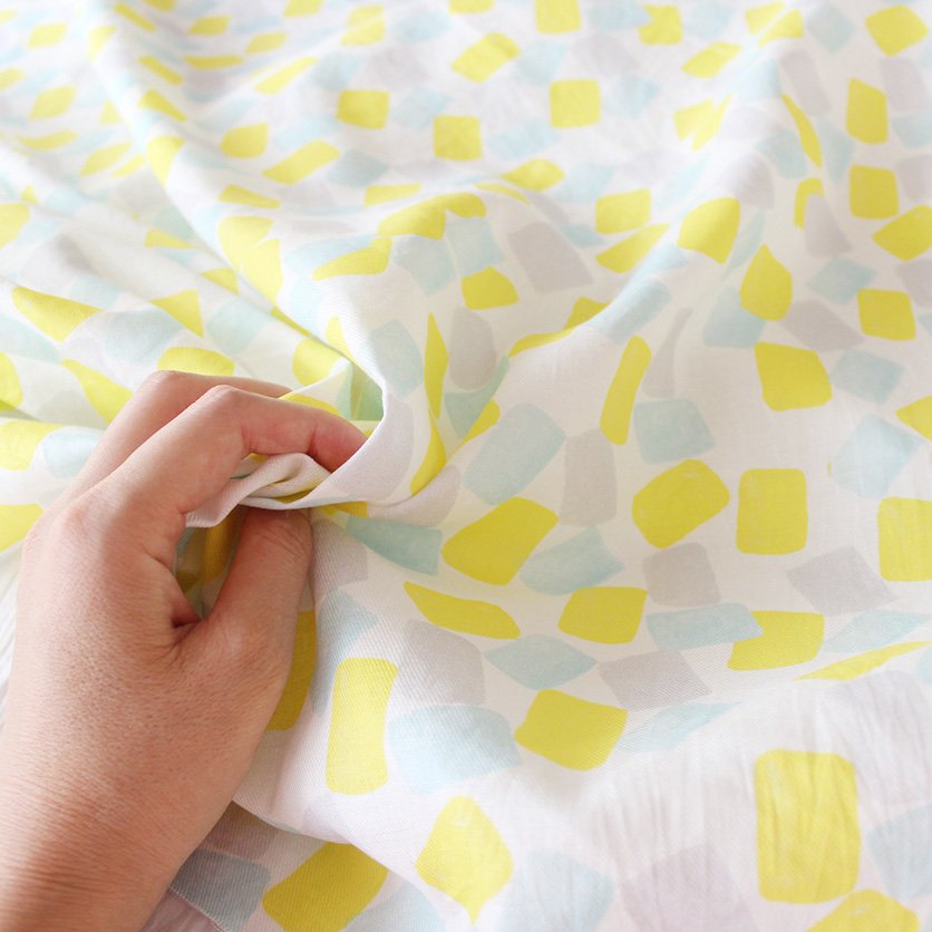 100856477