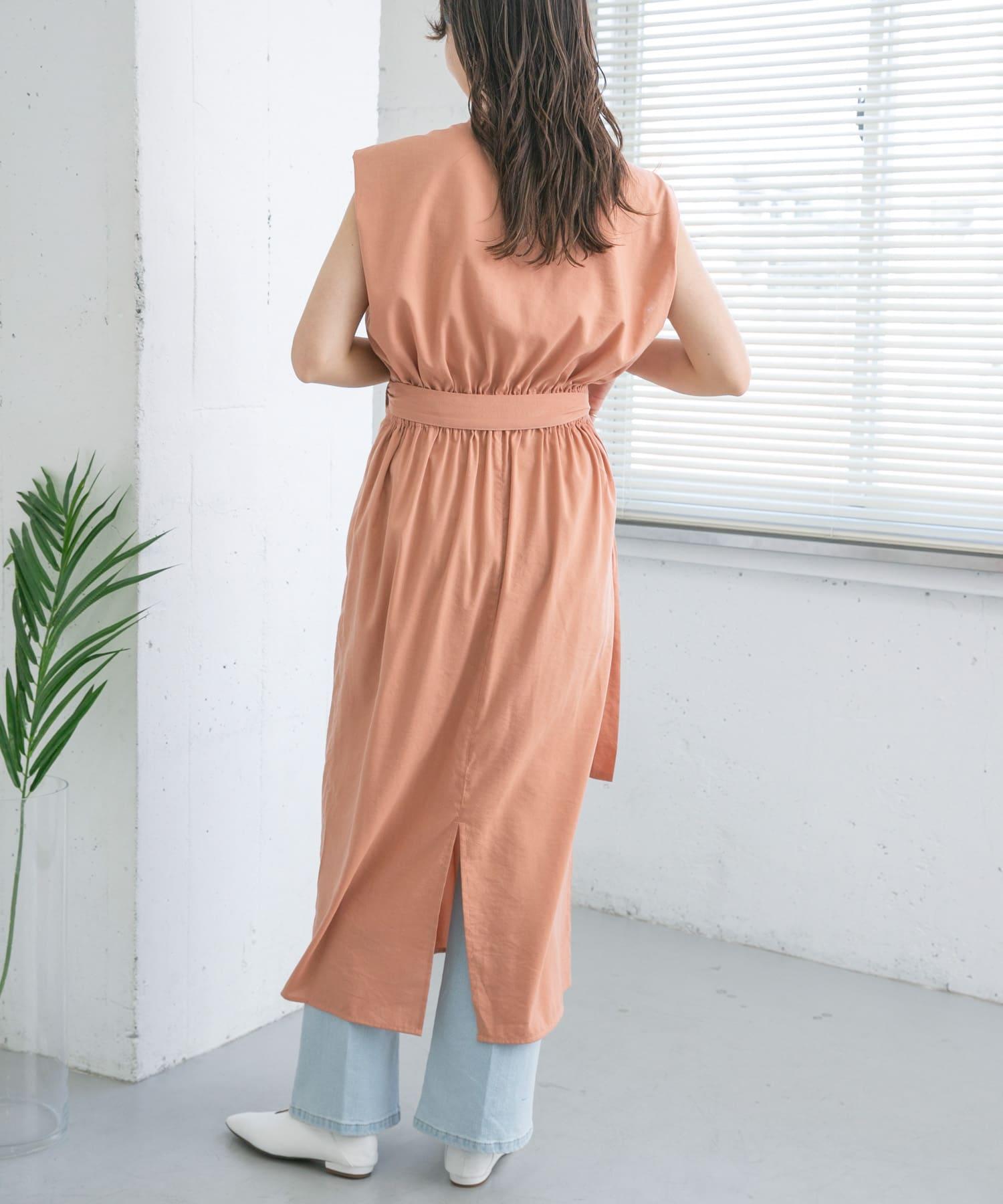166031888
