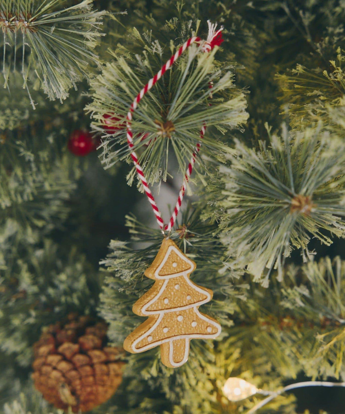 173899409