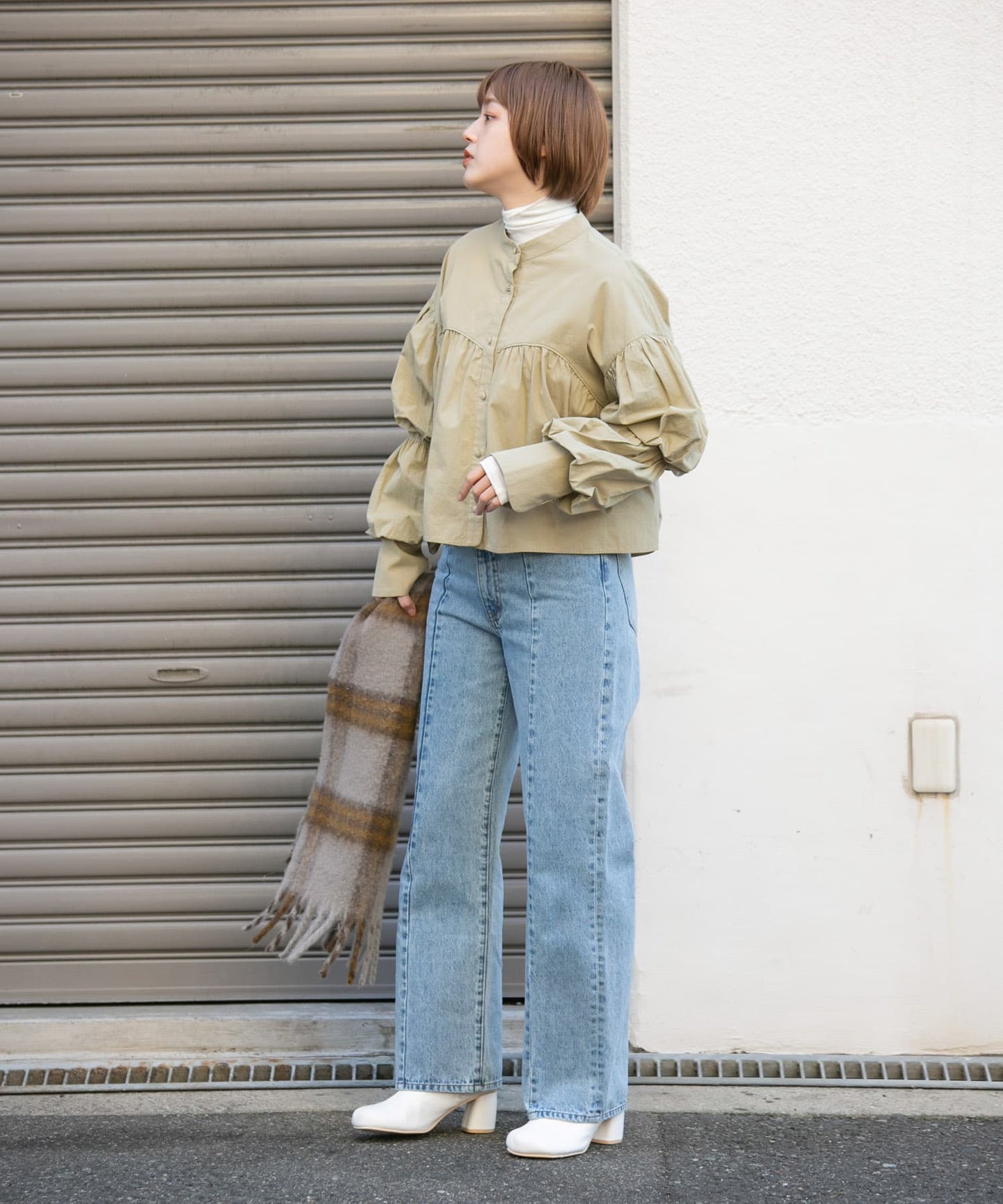 115716845